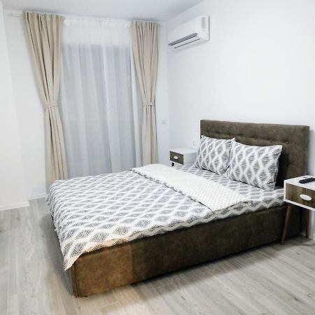 Apartament Ghencea Residence 158 Floor 7 Bucarest Esterno foto