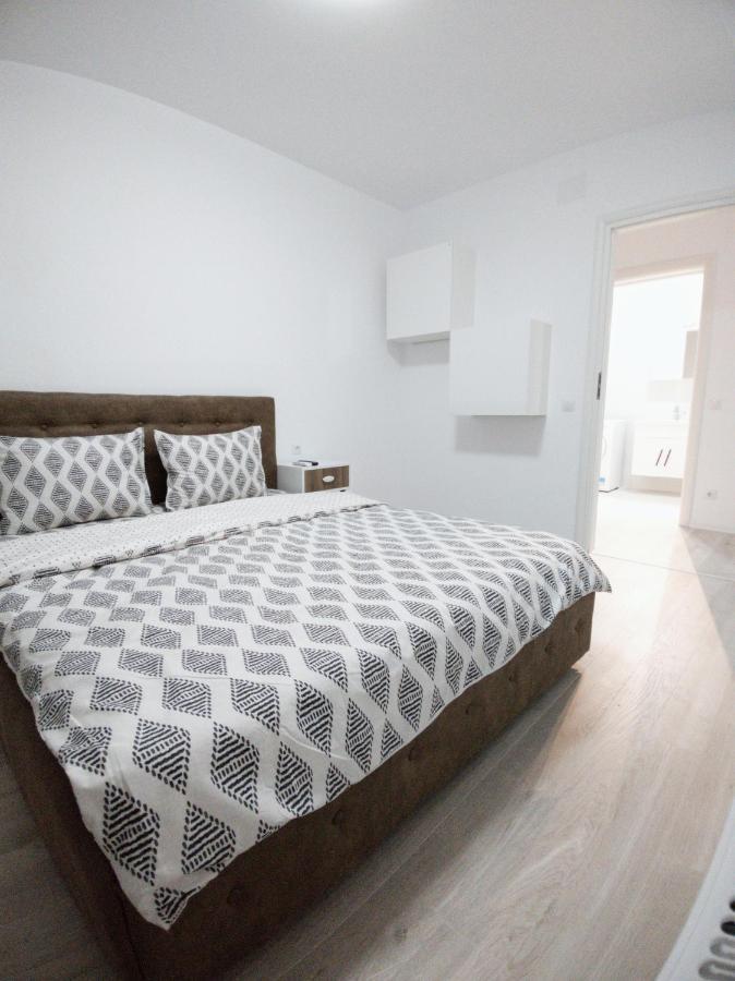 Apartament Ghencea Residence 158 Floor 7 Bucarest Esterno foto